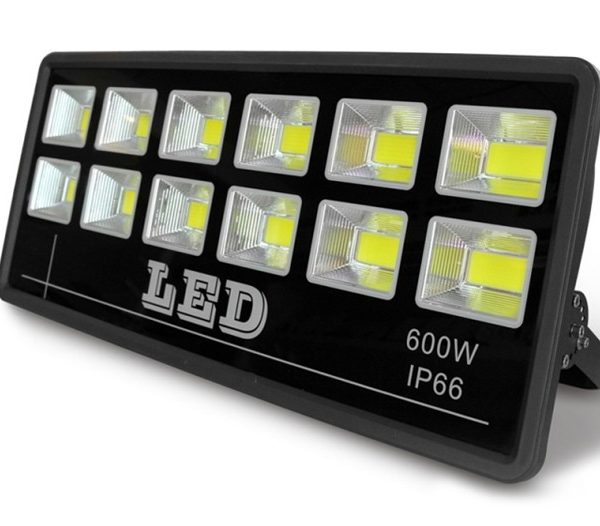 Светодиодный прожектор SVK Led cob 600w 85 -245v В2